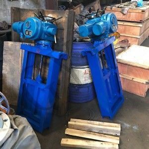 電動(dòng)渠道閘門