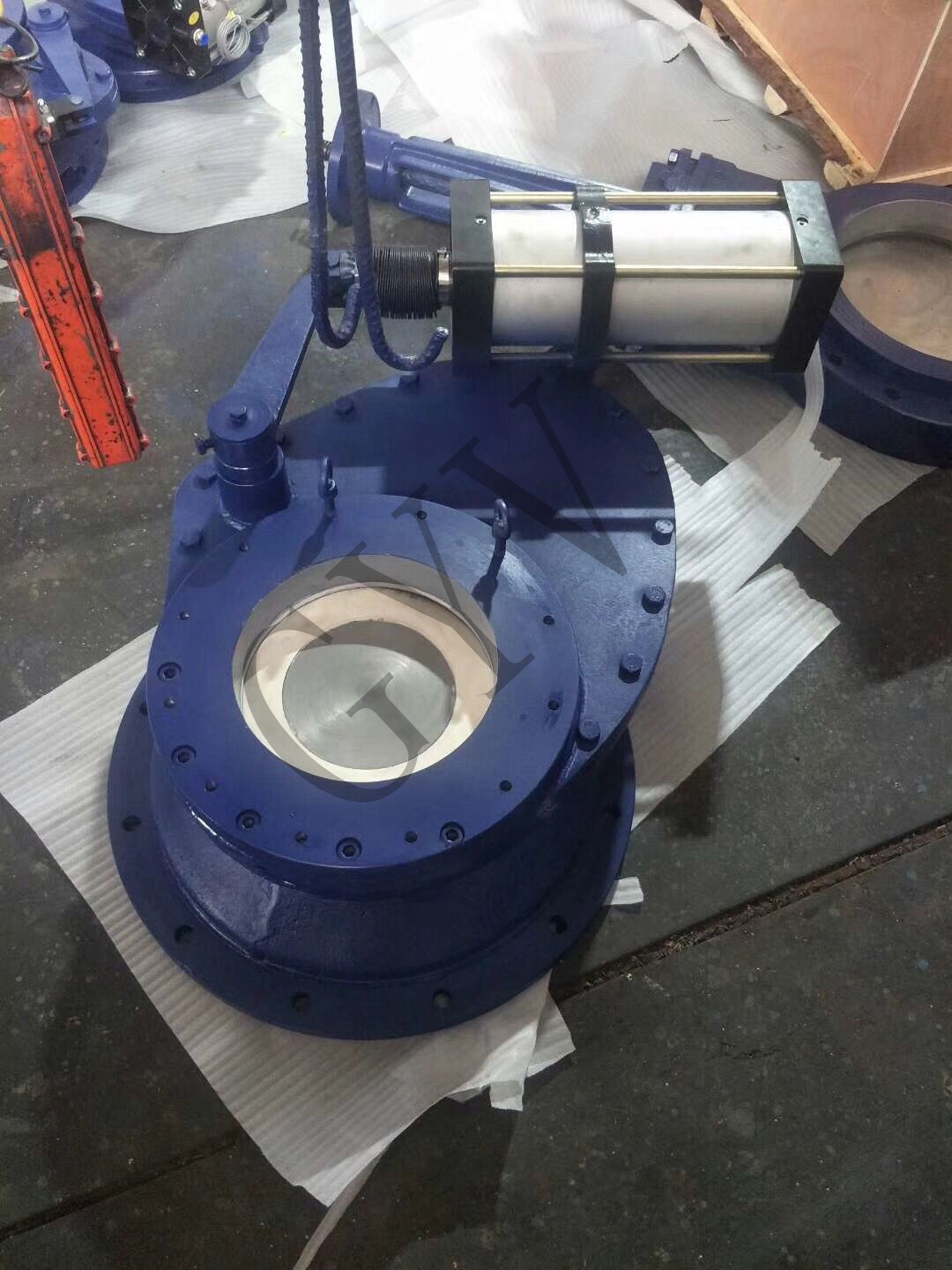 氣動擺動式進料閥