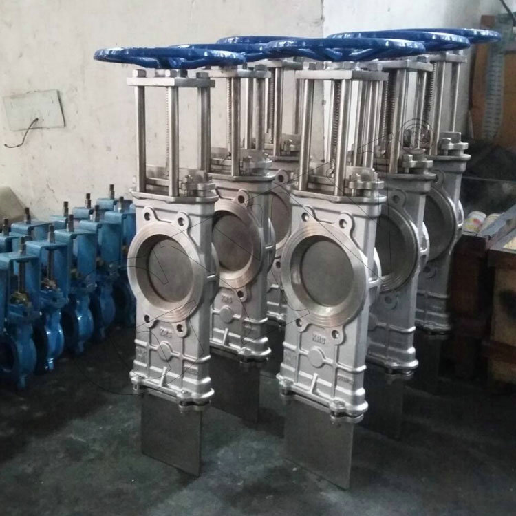 手動(dòng)穿透式插板閥